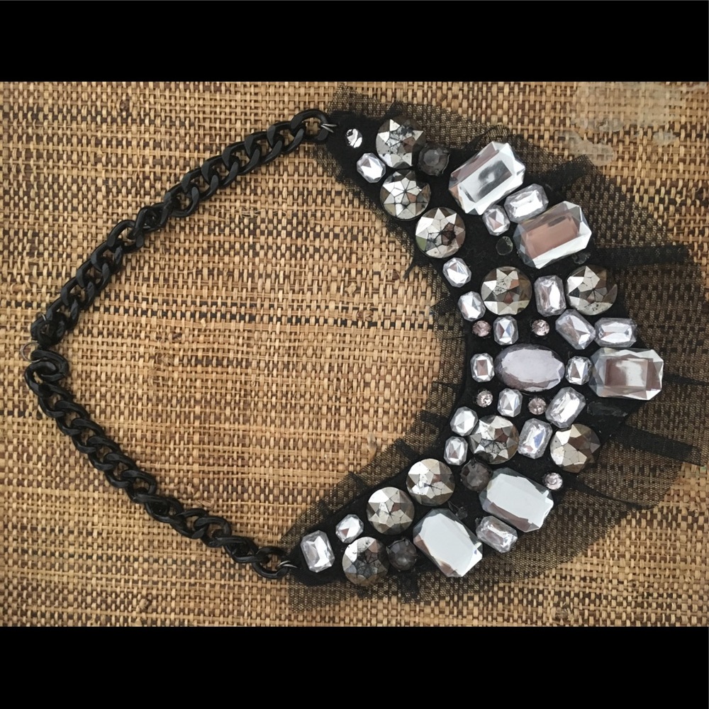 Fashionable beautiful necklace